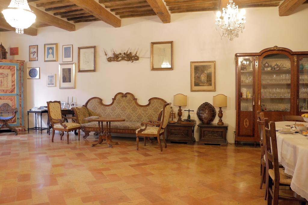 Palazzo San Florido Bed & Breakfast Citta di Castello Exterior photo